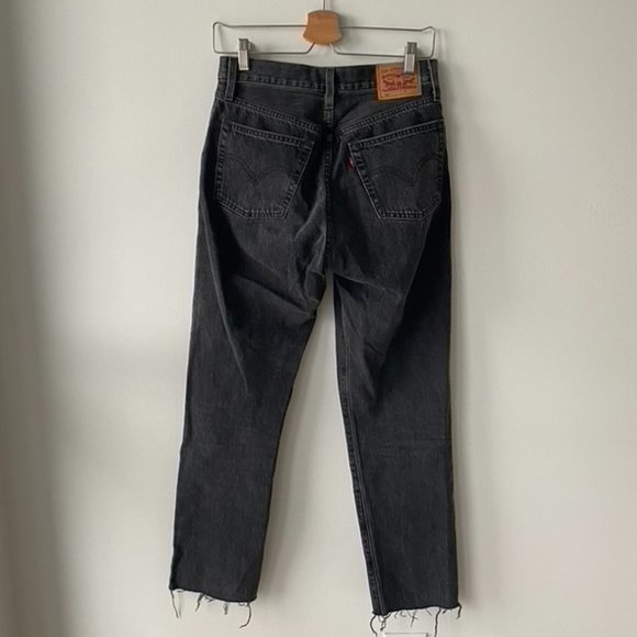 Levi's 501 Faded Black Jeans - Picture 2 of 5